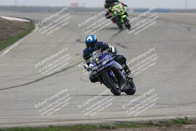 media/Nov-29-2025-TrackDaz (Sat) [[10ae2d9bce]]/B Group/Session 3 (Outside Grapevine)/